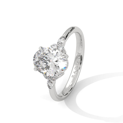 Isabella - Oval Brilliant cut with Side Delicate Halo