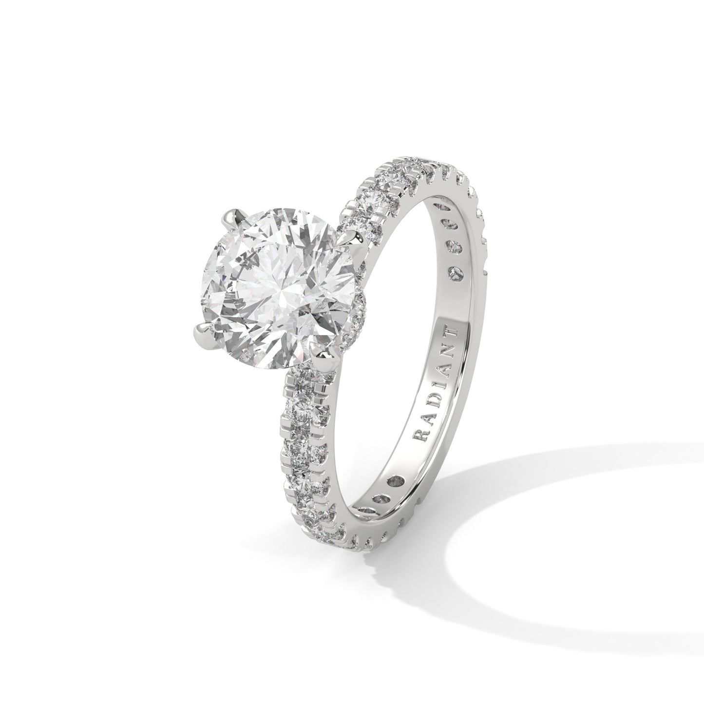 Lara - Round Brilliant Cut Diamond with Hidden Halo