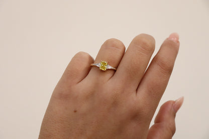 Mia - Radiant Trilogy Ring